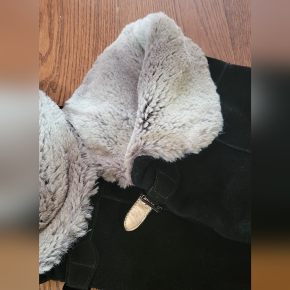 BCBG KNEE HIGH BOOTS - Picture 3 of 9